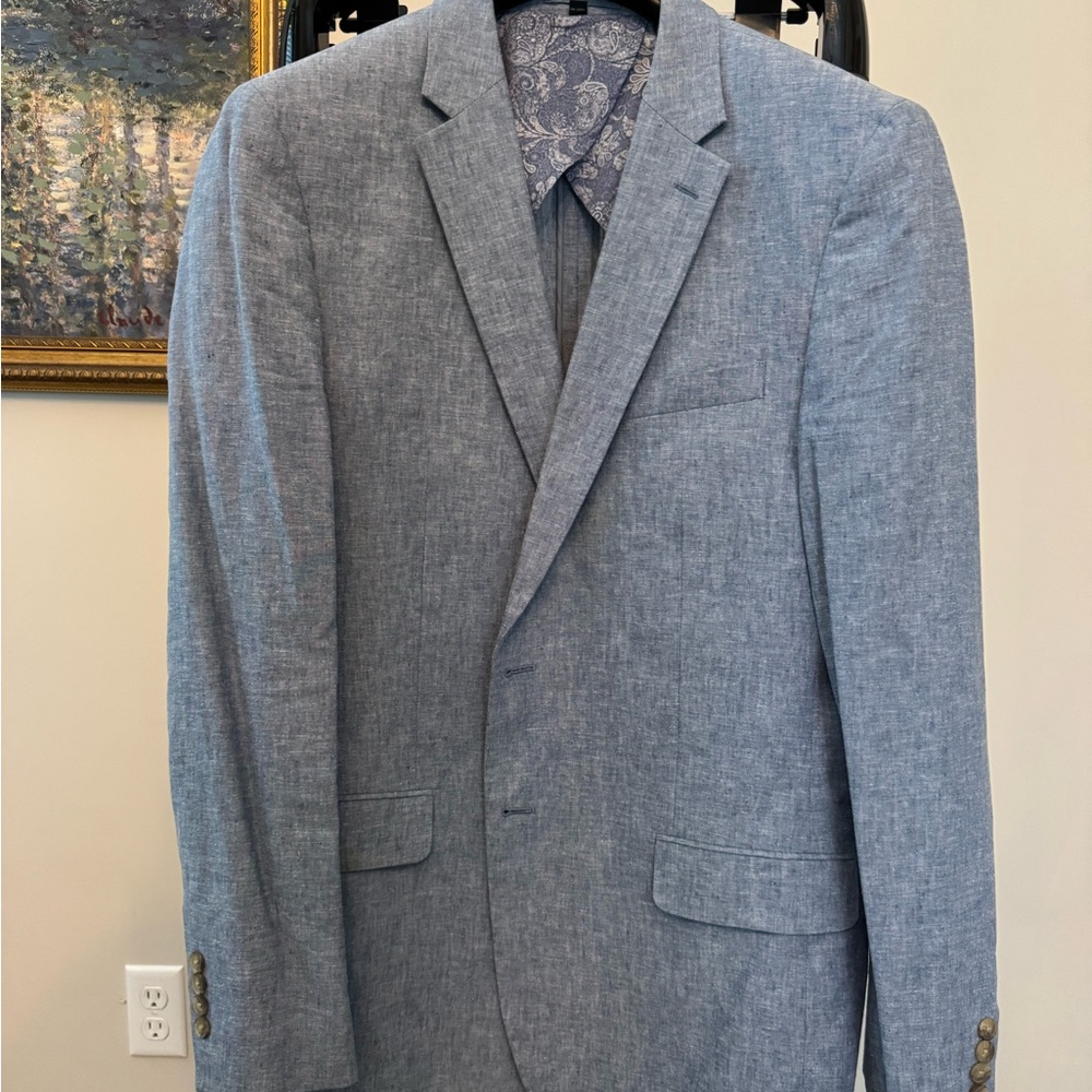 Jos. A. Bank Light Blue Exterior with Paisley Fabris parts inside Jacket